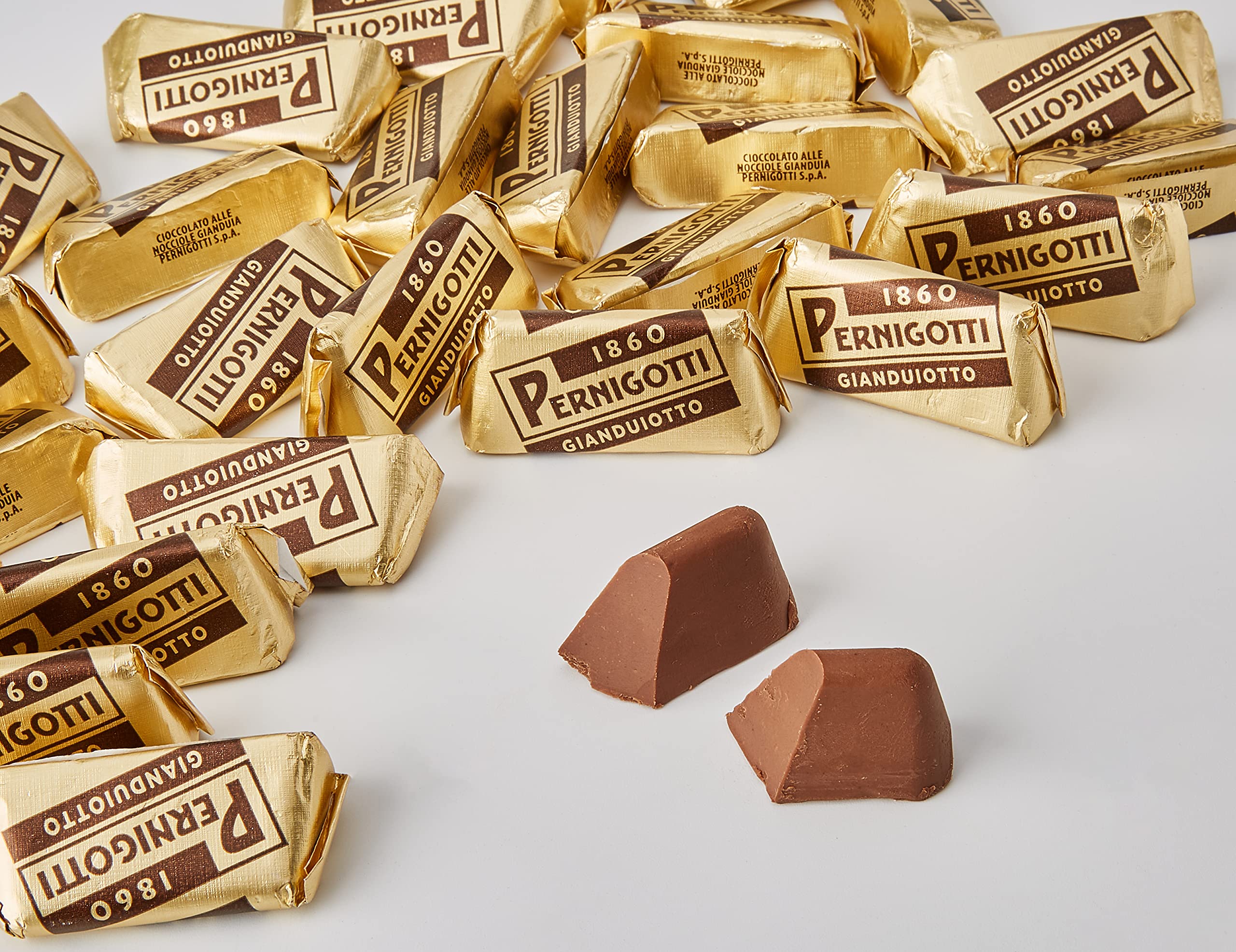 pernigotti-gianduiotto-classico-latta-vintage-regalo-190g image 3