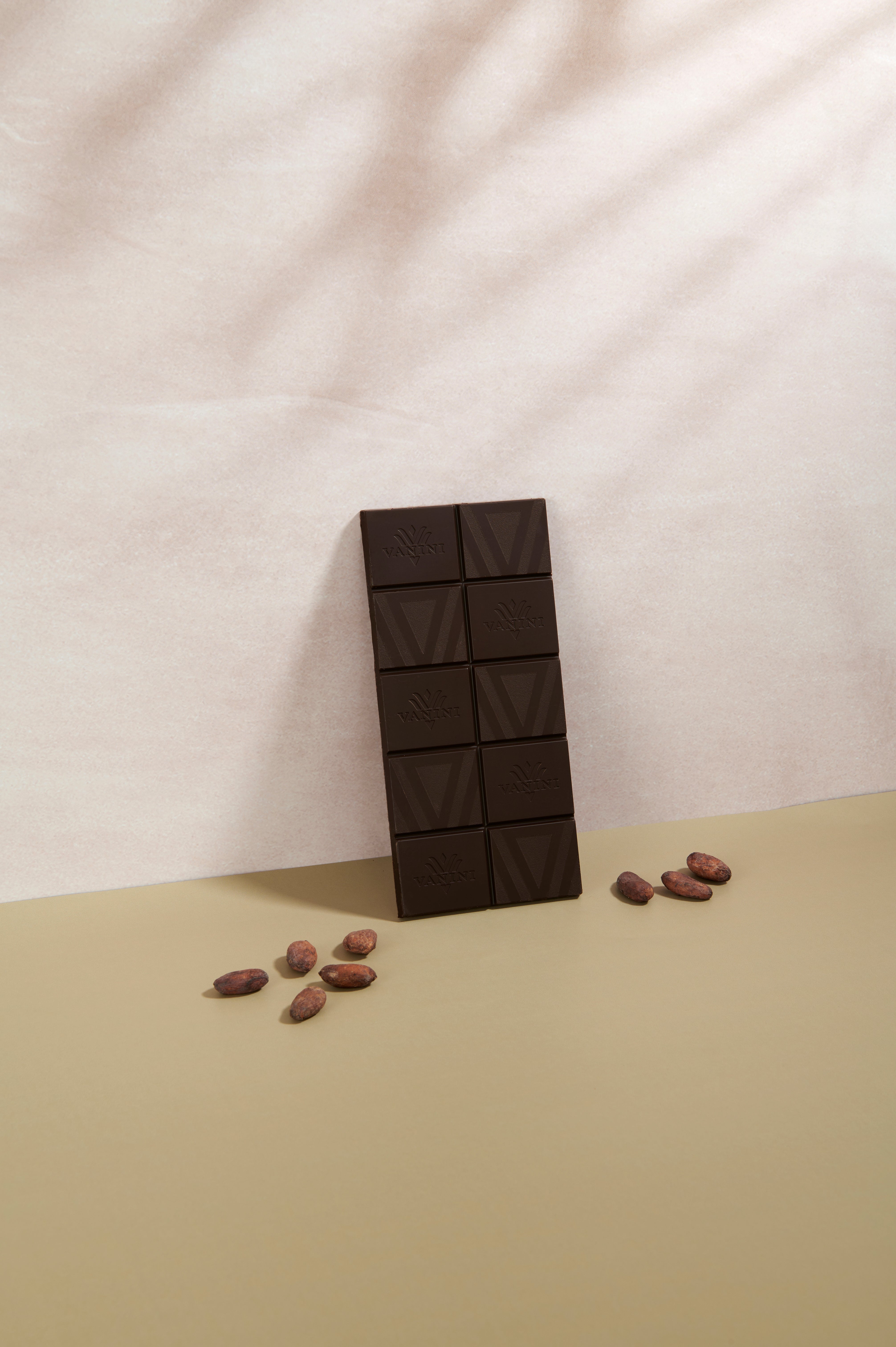 vanini-tavoletta-monorigine-per-fondente-100-cacao image 4