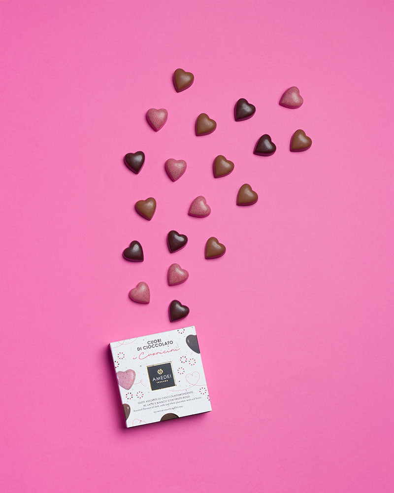 amedei-confezione-9-cuori-di-cioccolato-latte-fondente-e-rosa image 4