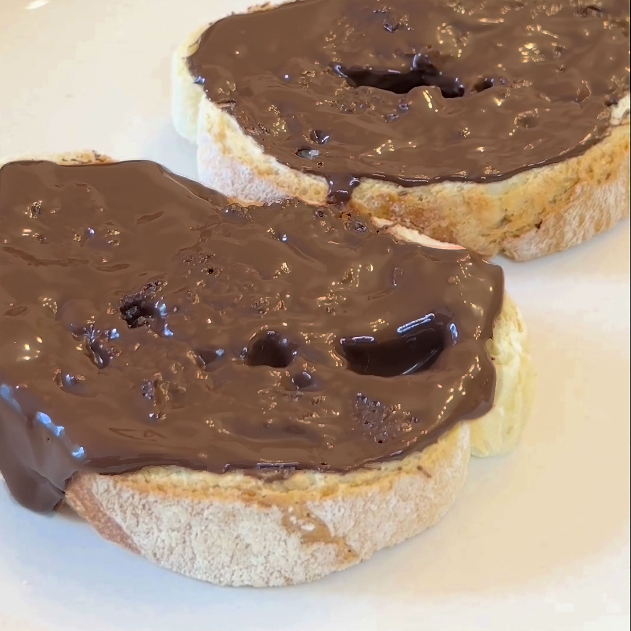 slitti-gianera-crema-da-spalmare-al-cioccolato-fondente-e-nocciole image 3