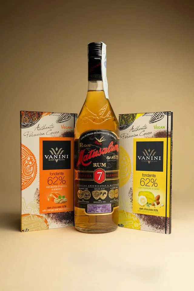 vanini-per-fondente-62-arancia-e-cedro-rum-matusalem-7-anni image 1