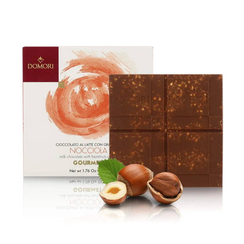 domori-linea-gourmet-tavoletta-cioccolato-al-latte-con-granella-nocciola-piemont image 1
