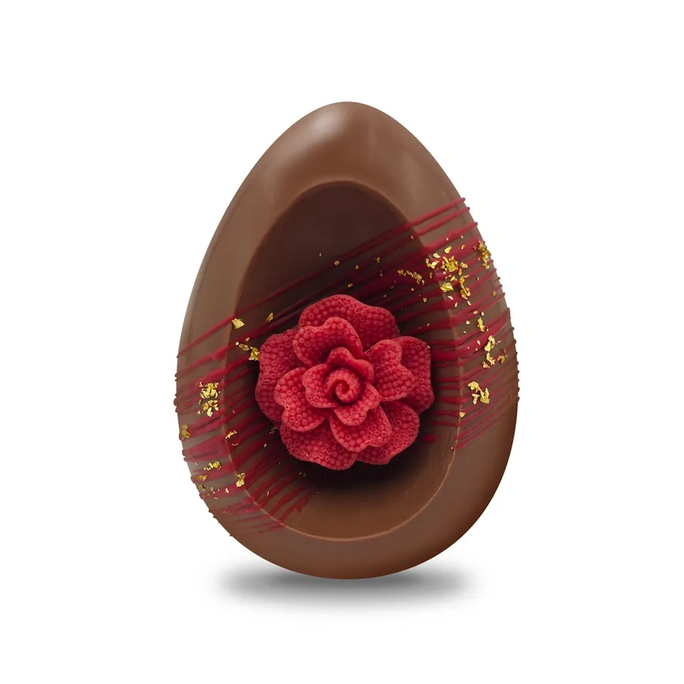 slitti-uovo-love-180g-cioccolato-al-latte-o-fondente-con-rosa image 1
